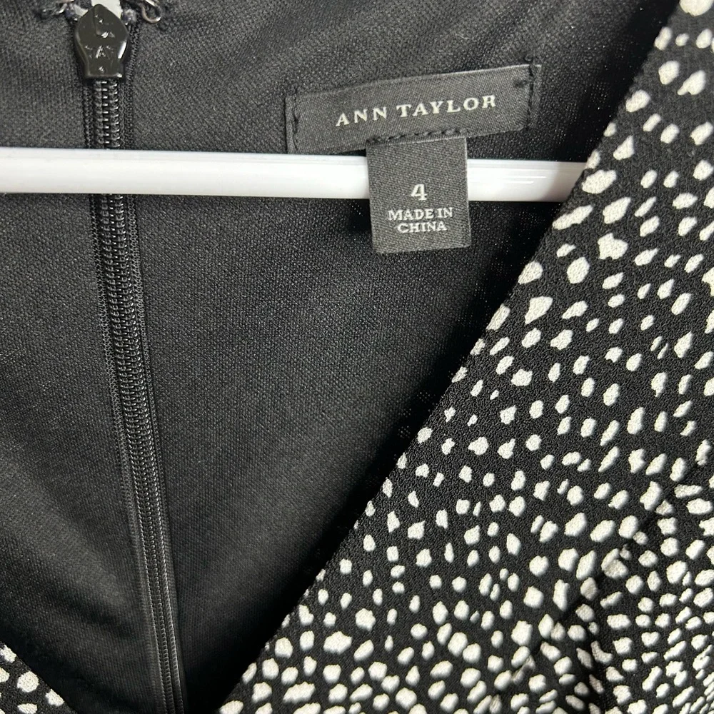 Stylish business casual Ann Taylor Black and White Dress - Picture 3 of 3